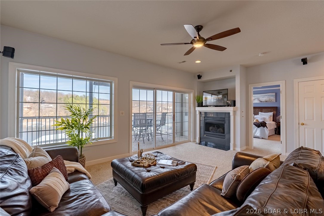 Lighthouse Pointe Condominium - Residential