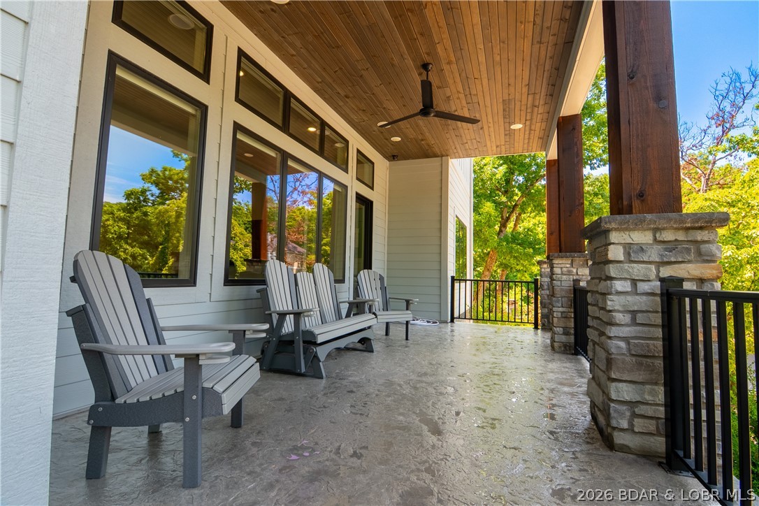 Grand Point No. 2 - Residential