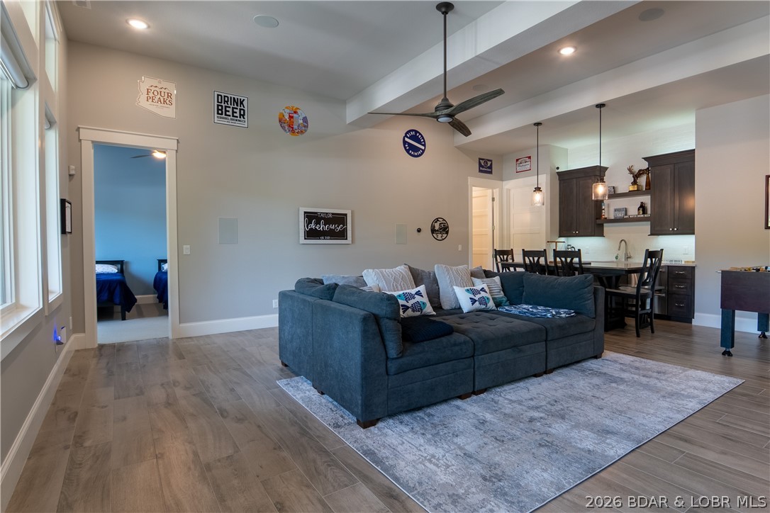 Grand Point No. 2 - Residential