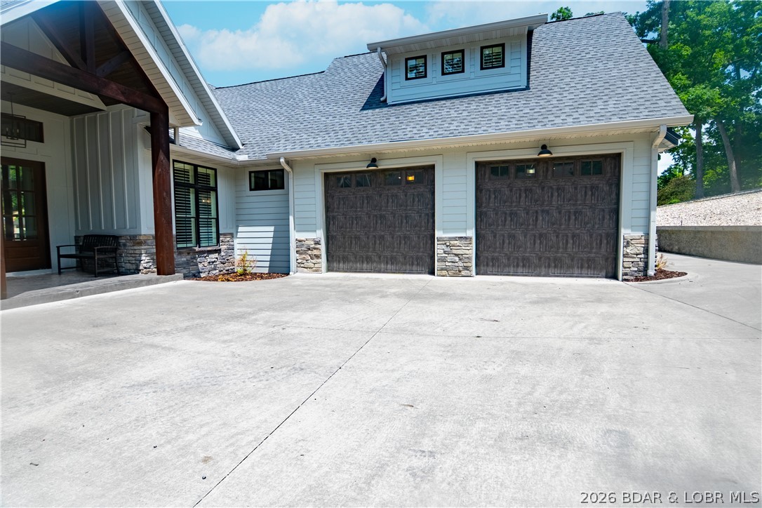 Grand Point No. 2 - Residential