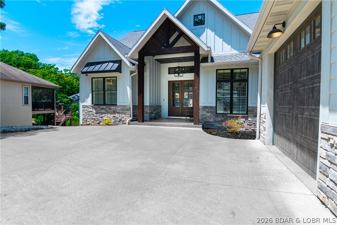 Grand Point No. 2 - Residential