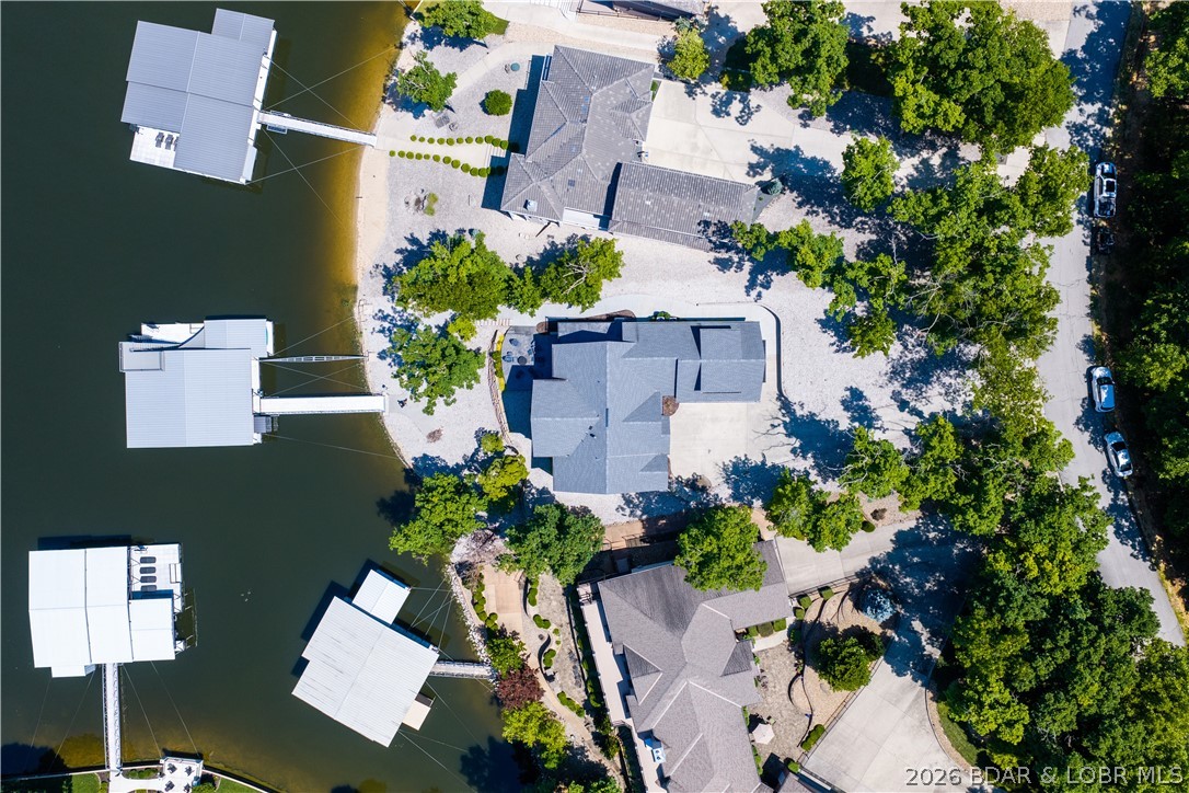 Grand Point No. 2 - Residential
