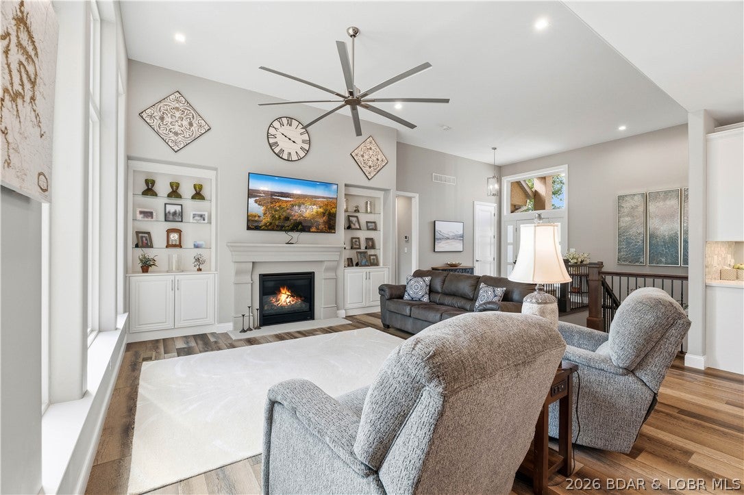 Bella Terra - Residential