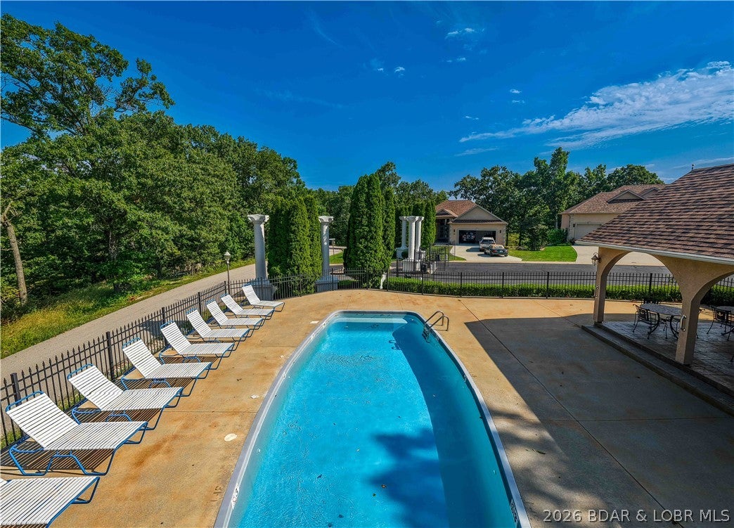 Bella Terra - Residential
