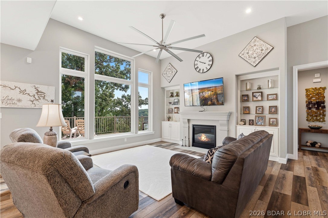 Bella Terra - Residential