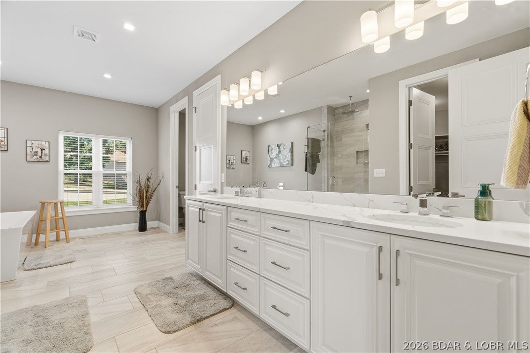 Bella Terra - Residential