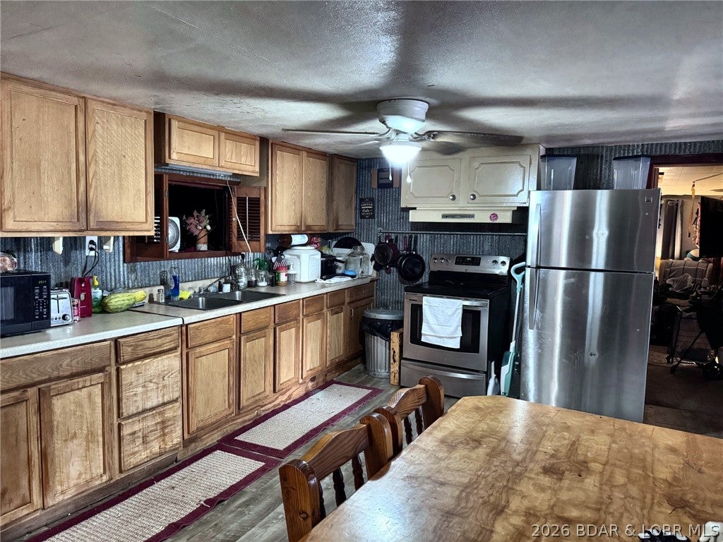 Lazy Acres - Residential