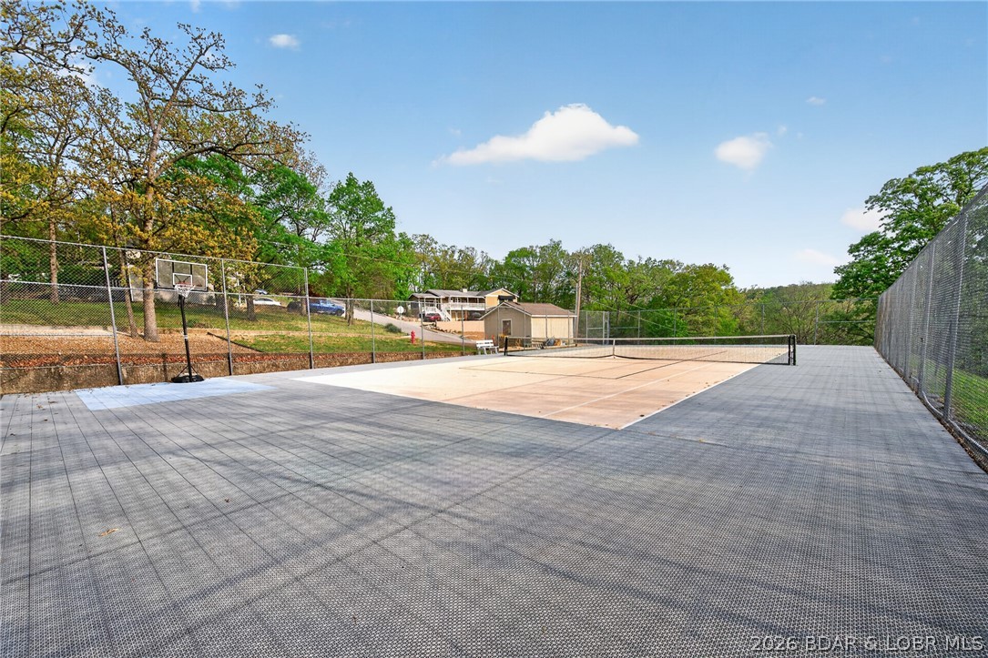 Indian Pointe Condominiums - Residential
