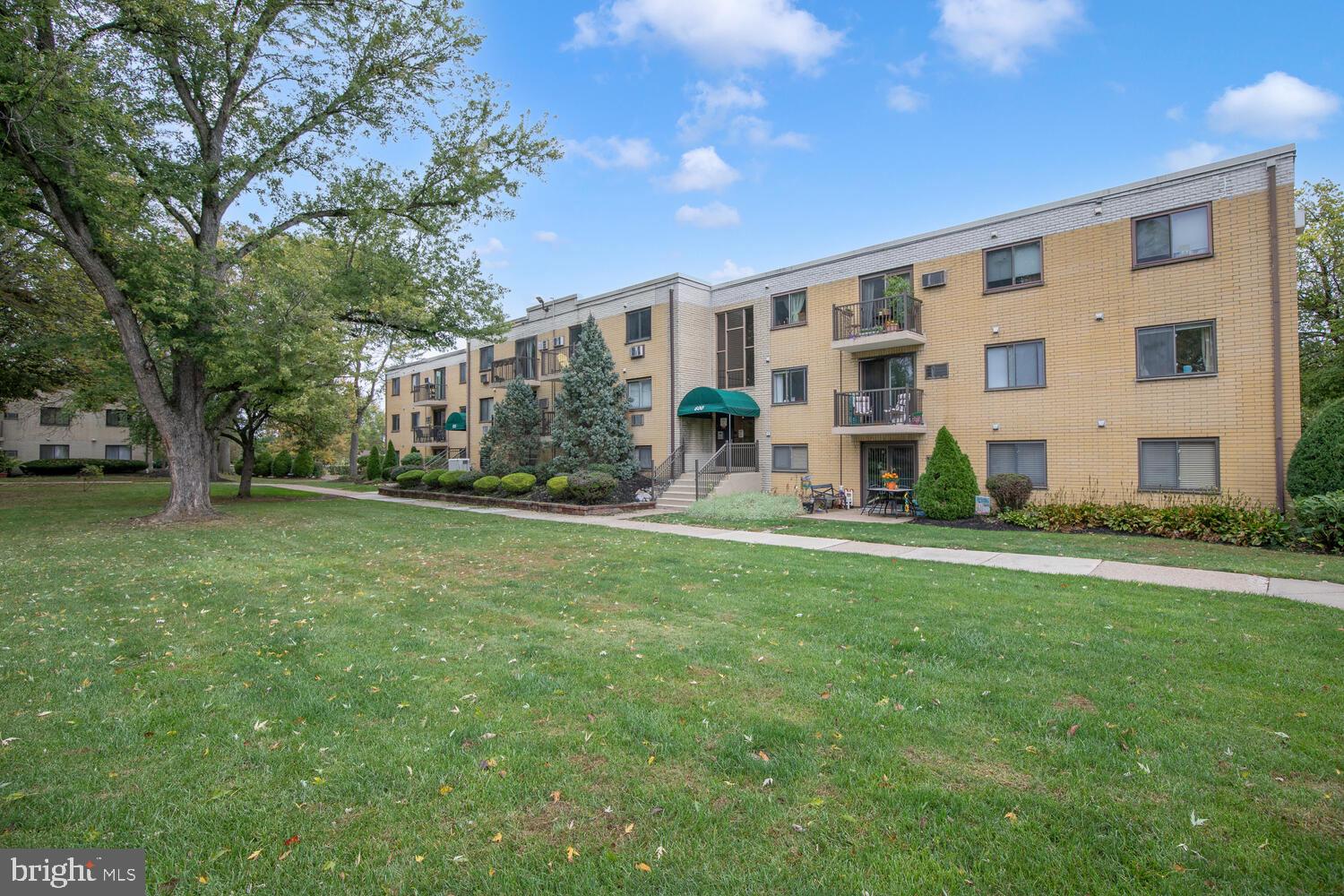 This inviting 2-bedroom, 2-bath Meadowood condo offers a wonderful combination of comfort, style, and low-maintenance living. Perfectly positioned on the second floor with a balcony, this light-filled home enjoys peaceful views of the lawn and community pool—an ideal backdrop for relaxing and unwinding. Step inside to find a freshly painted interior and a completely renovated kitchen that’s as functional as it is beautiful. Featuring granite countertops, stainless steel appliances, a subway tile backsplash, new flooring, and a convenient pantry. The open living and dining areas flow naturally together, offering a bright, welcoming space for both everyday living and easy entertaining. The spacious primary bedroom includes plush carpeting, a walk-in closet, and an en-suite bath with a stall shower. The second bedroom is equally inviting, ideal for guests, a home office, or flex space, and is served by another full bathroom. Enjoy the simple pleasures of Meadowood living: a refreshing community pool, beautifully maintained grounds, and a convenient location close to shopping, dining, and major commuter routes. Stylish, comfortable, and move-in ready—this Meadowood condo is ready to welcome you home!