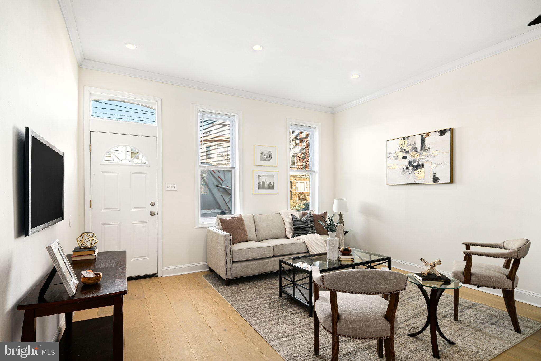 FAIRMOUNT - Residential