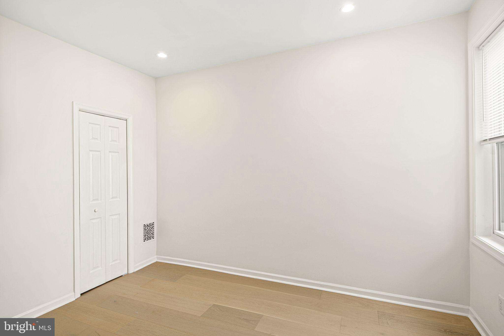 FAIRMOUNT - Residential