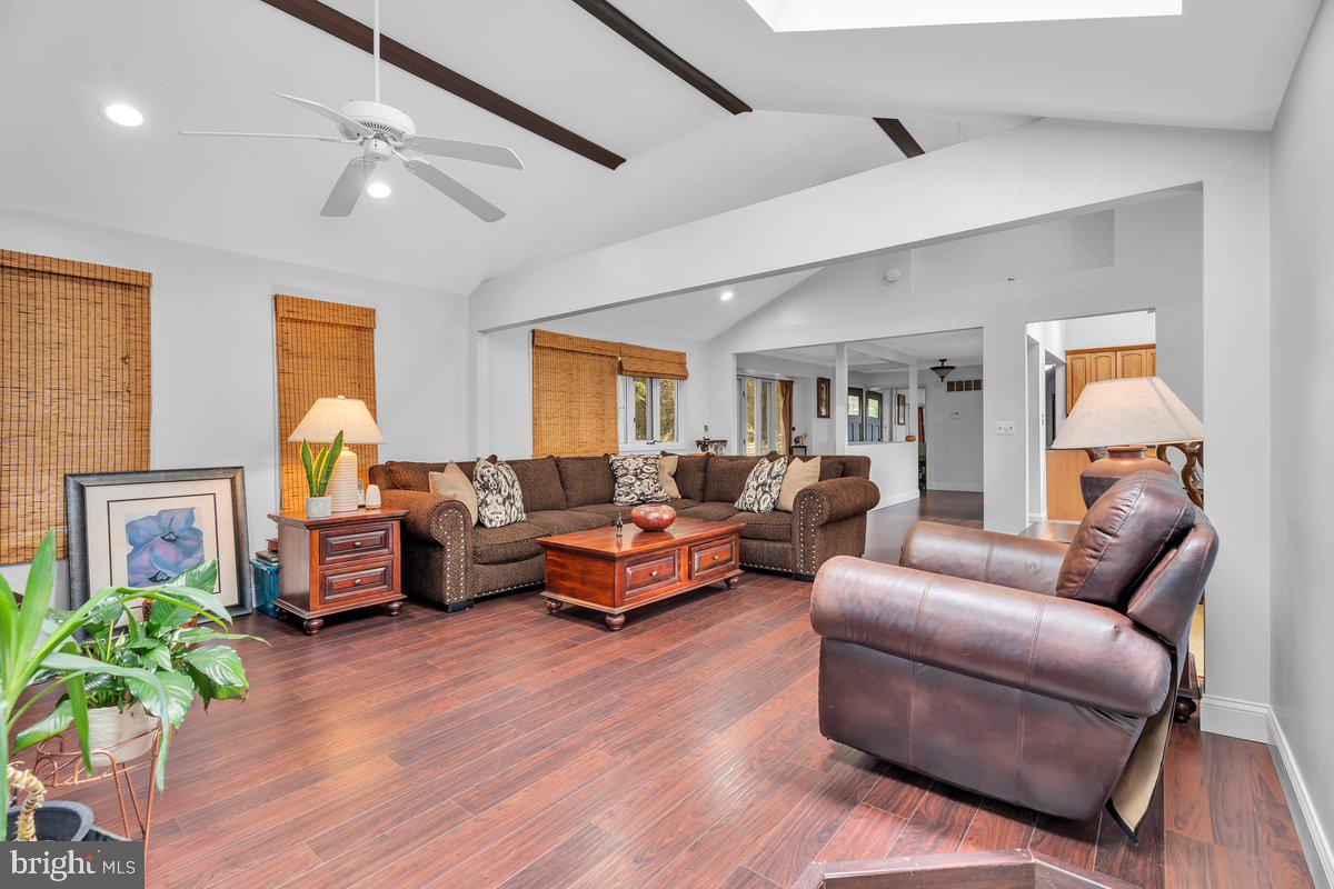 ELM TREE FARMS - Residential