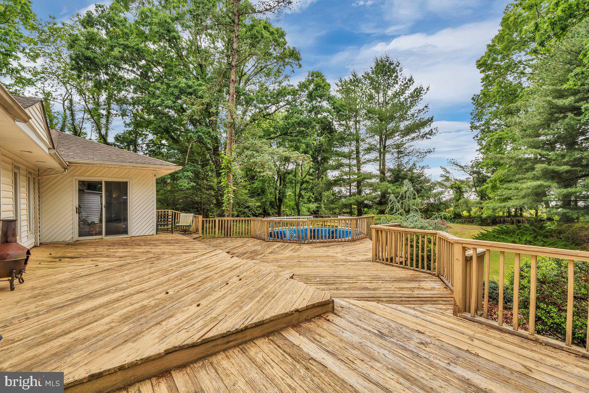 ELM TREE FARMS - Residential