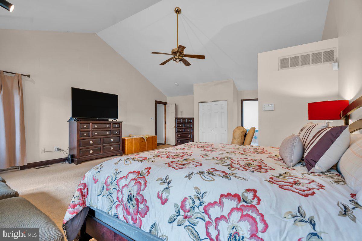 ELM TREE FARMS - Residential