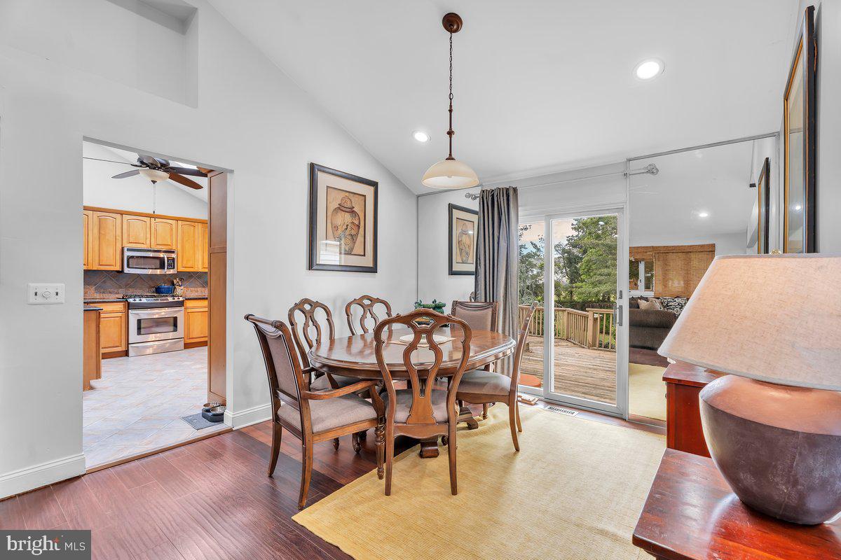 ELM TREE FARMS - Residential