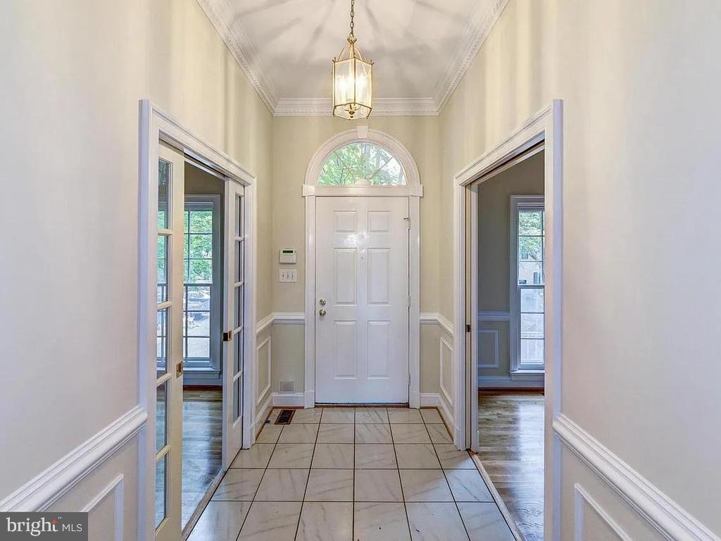 FOX HILLS - Residential