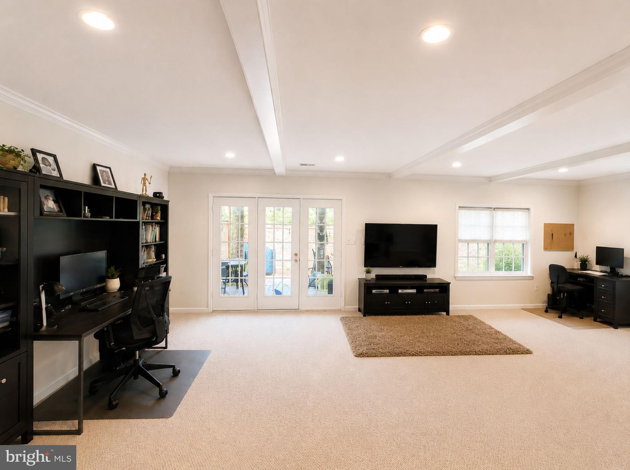 FOX HILLS - Residential