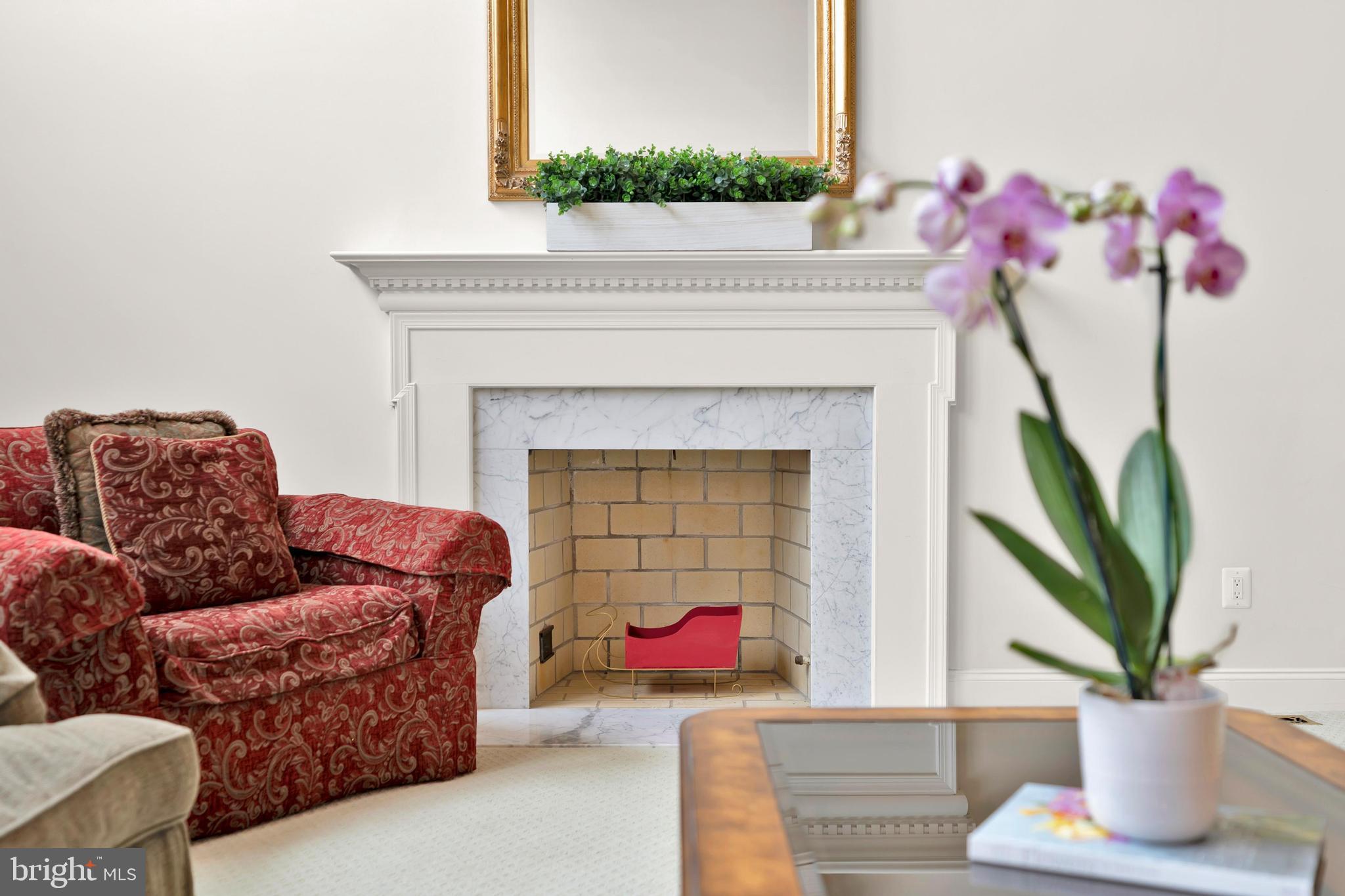 BELMONT COUNTRY CLUB - Residential