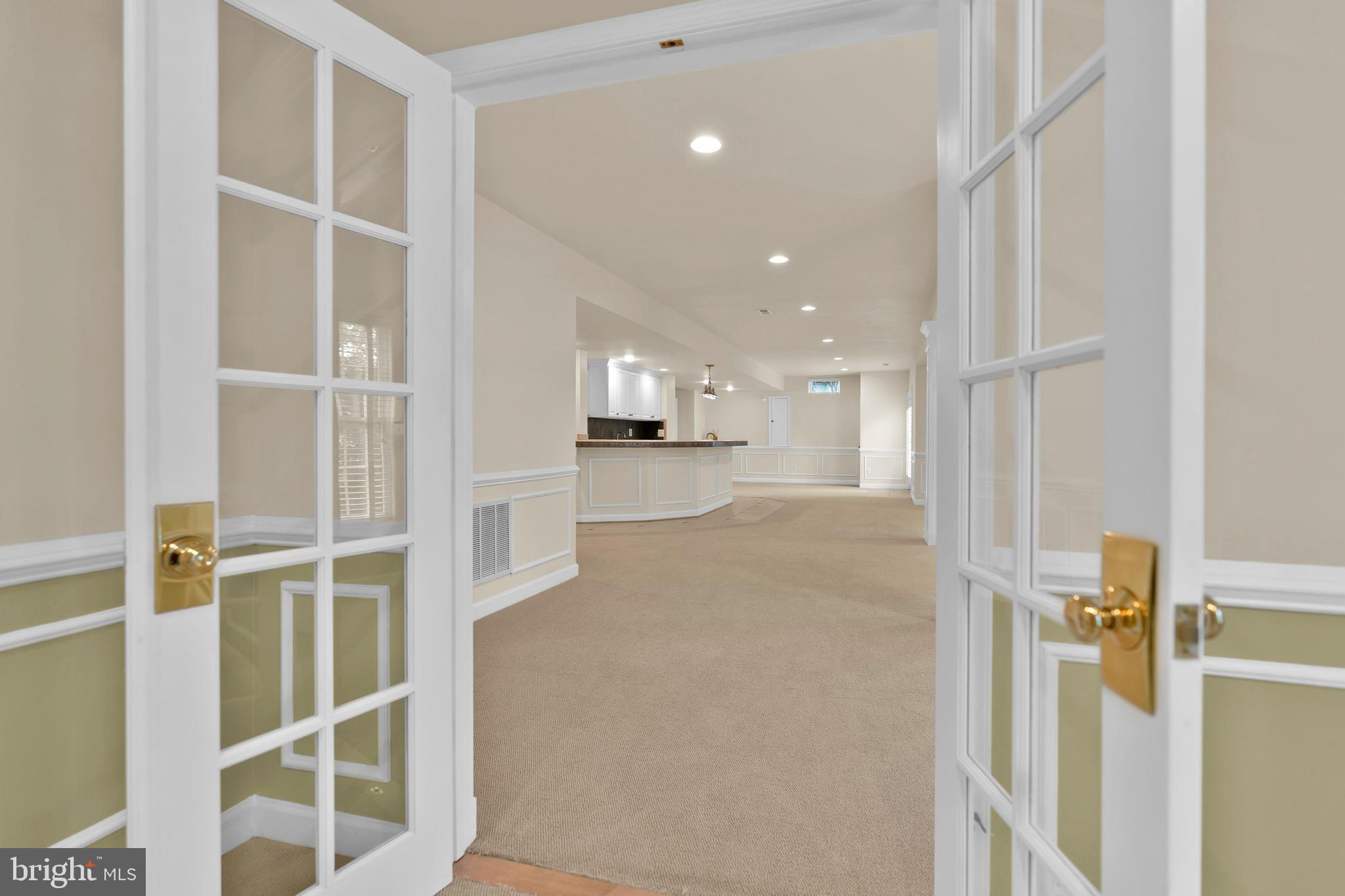 BELMONT COUNTRY CLUB - Residential