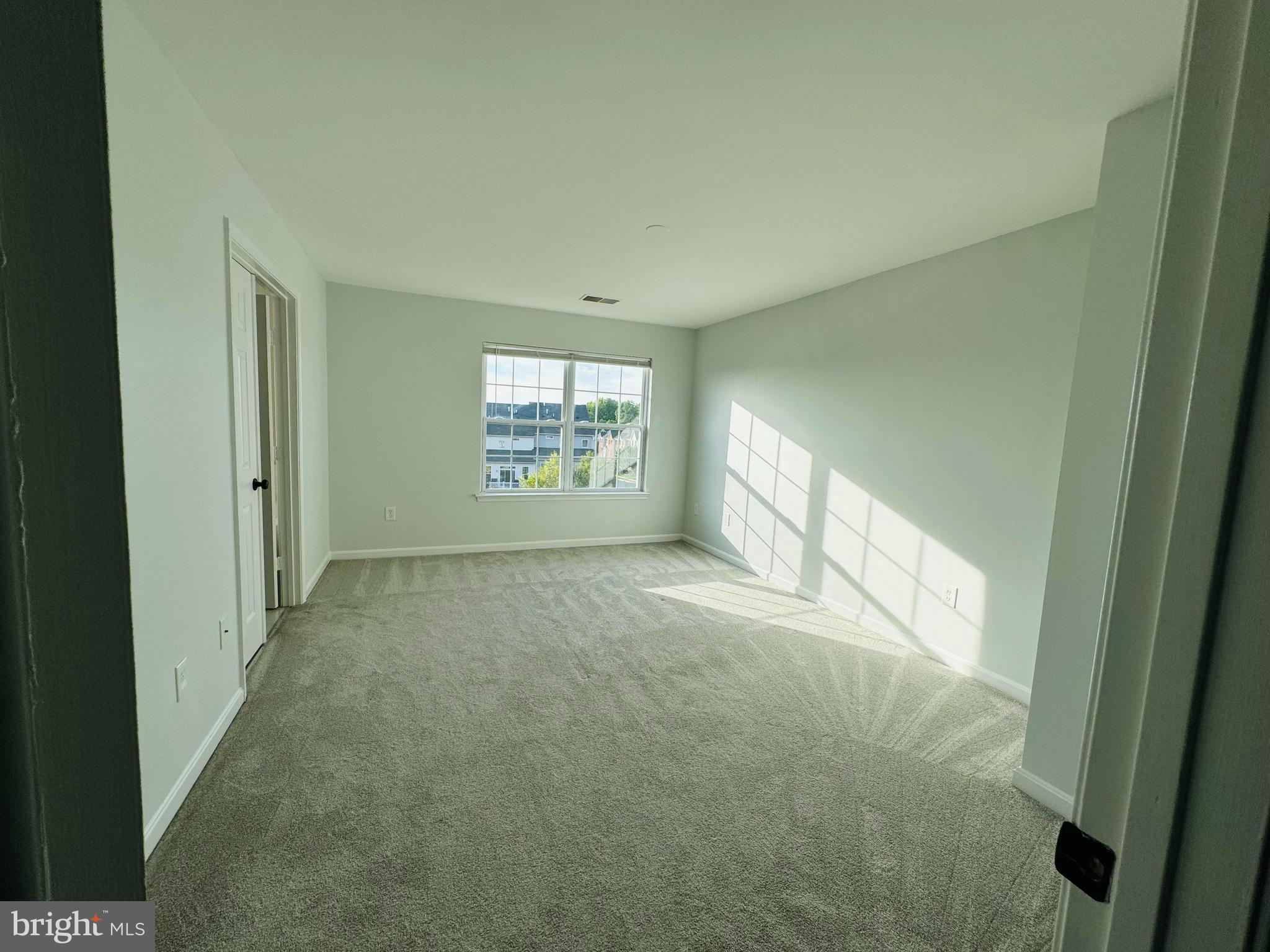 GROVEWOOD - Residential