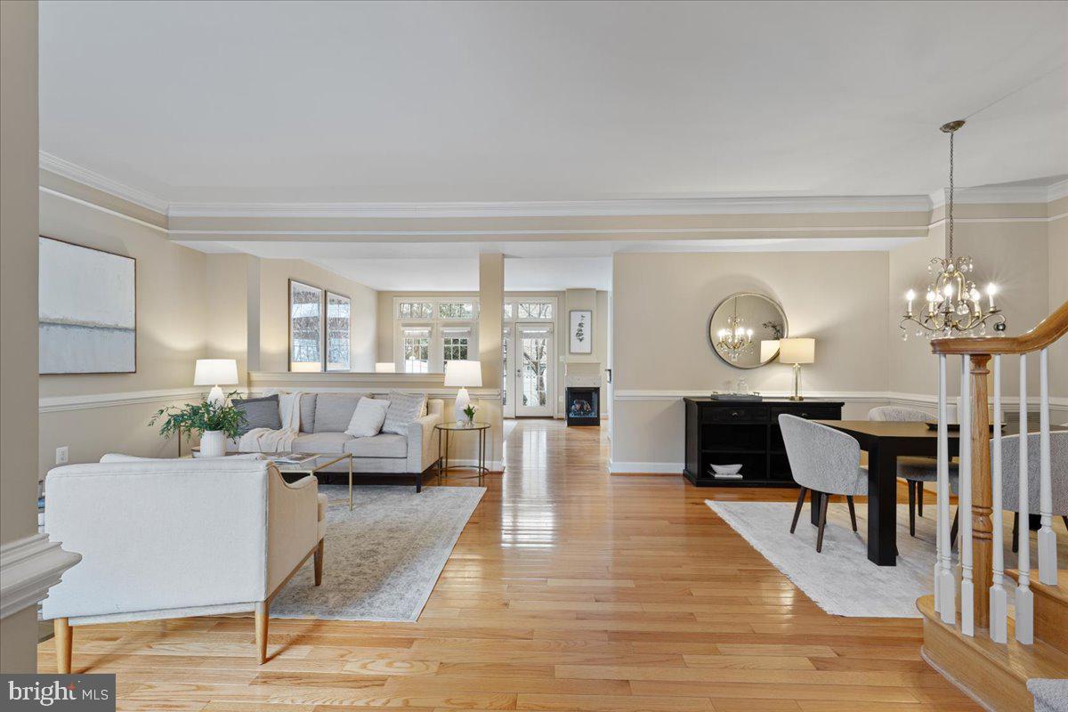 RIVER CREEK - Residential