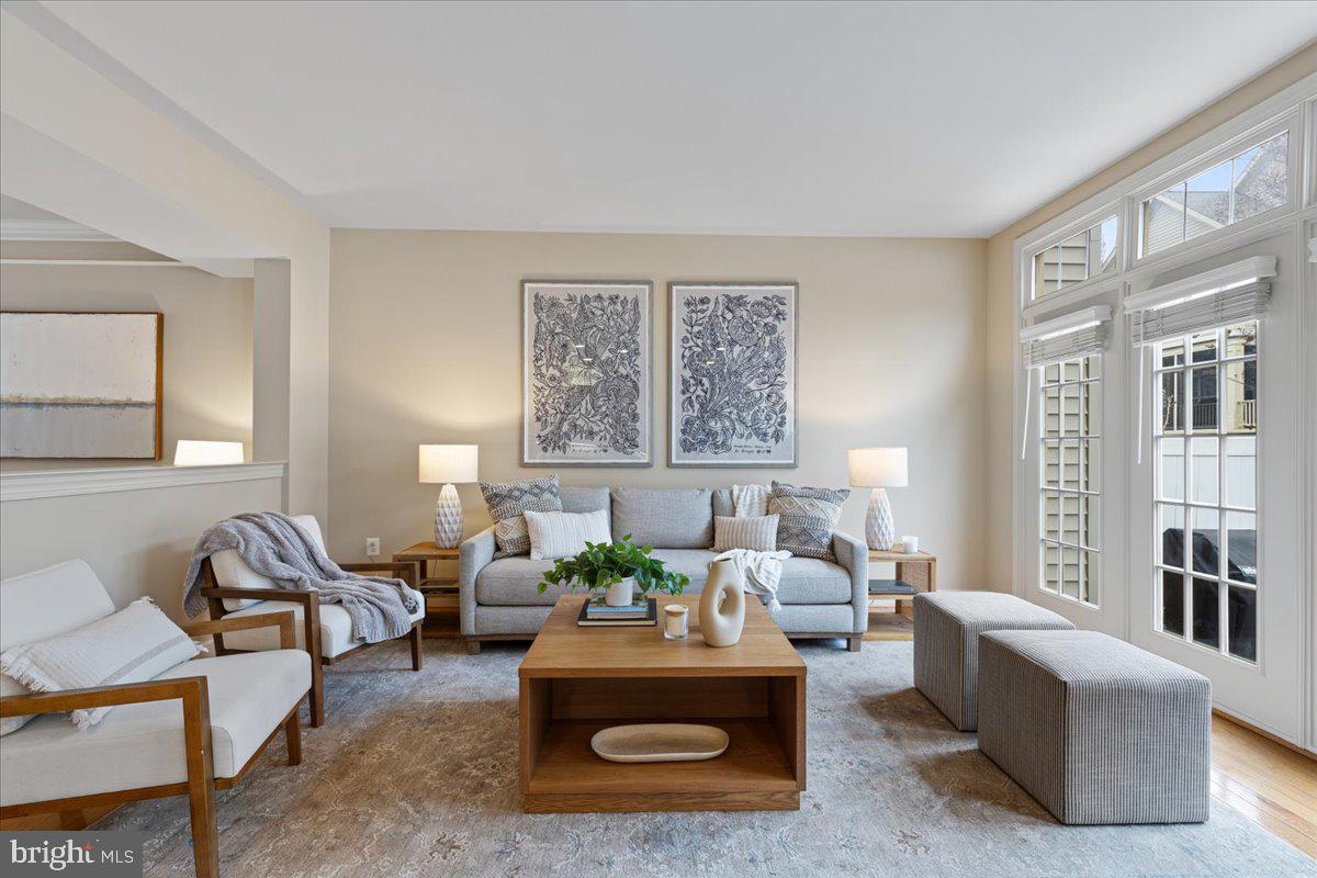 RIVER CREEK - Residential
