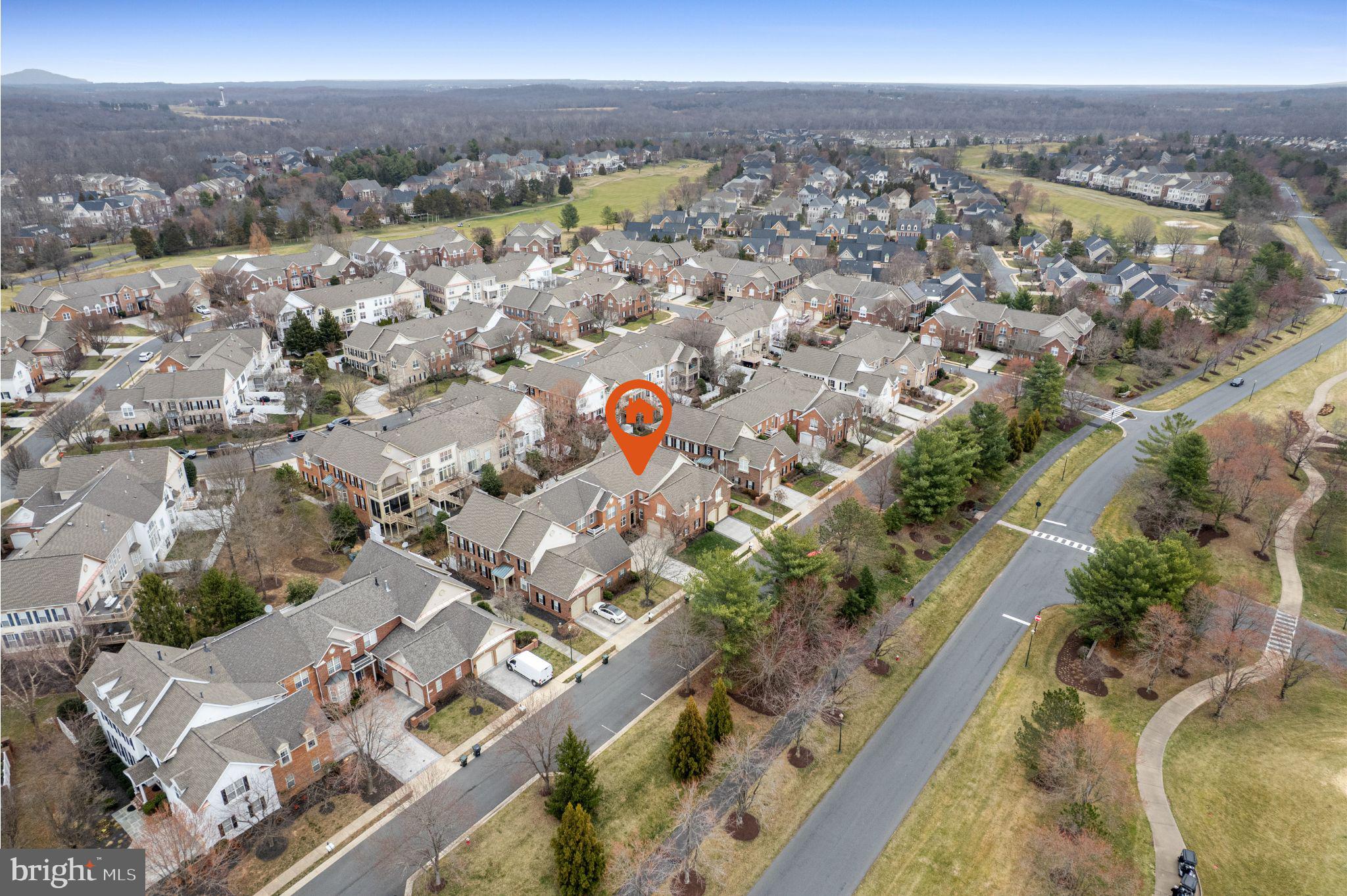 RIVER CREEK - Residential
