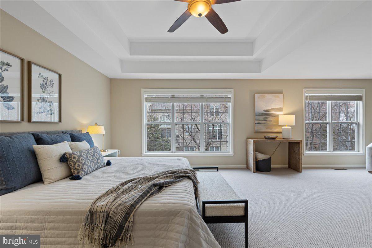 RIVER CREEK - Residential