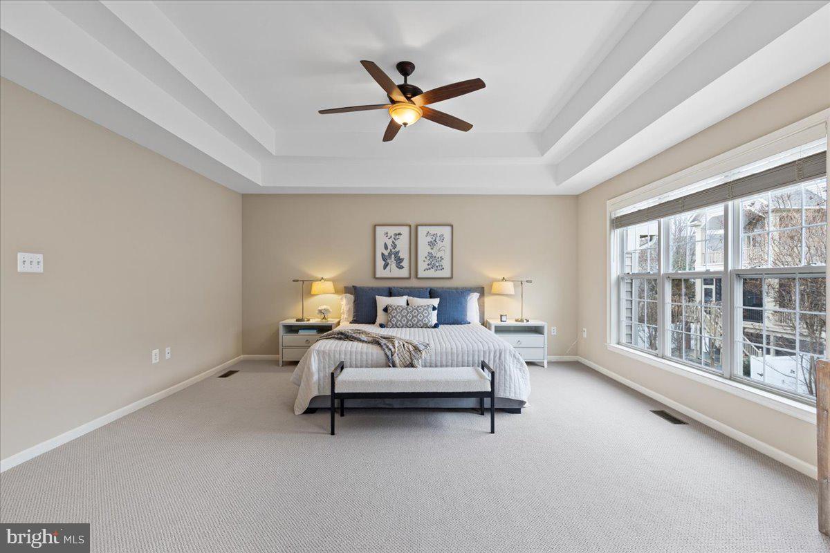 RIVER CREEK - Residential