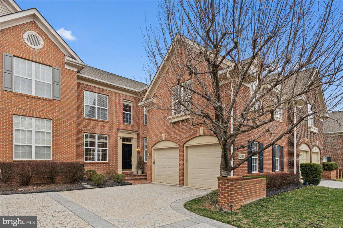 RIVER CREEK - Residential