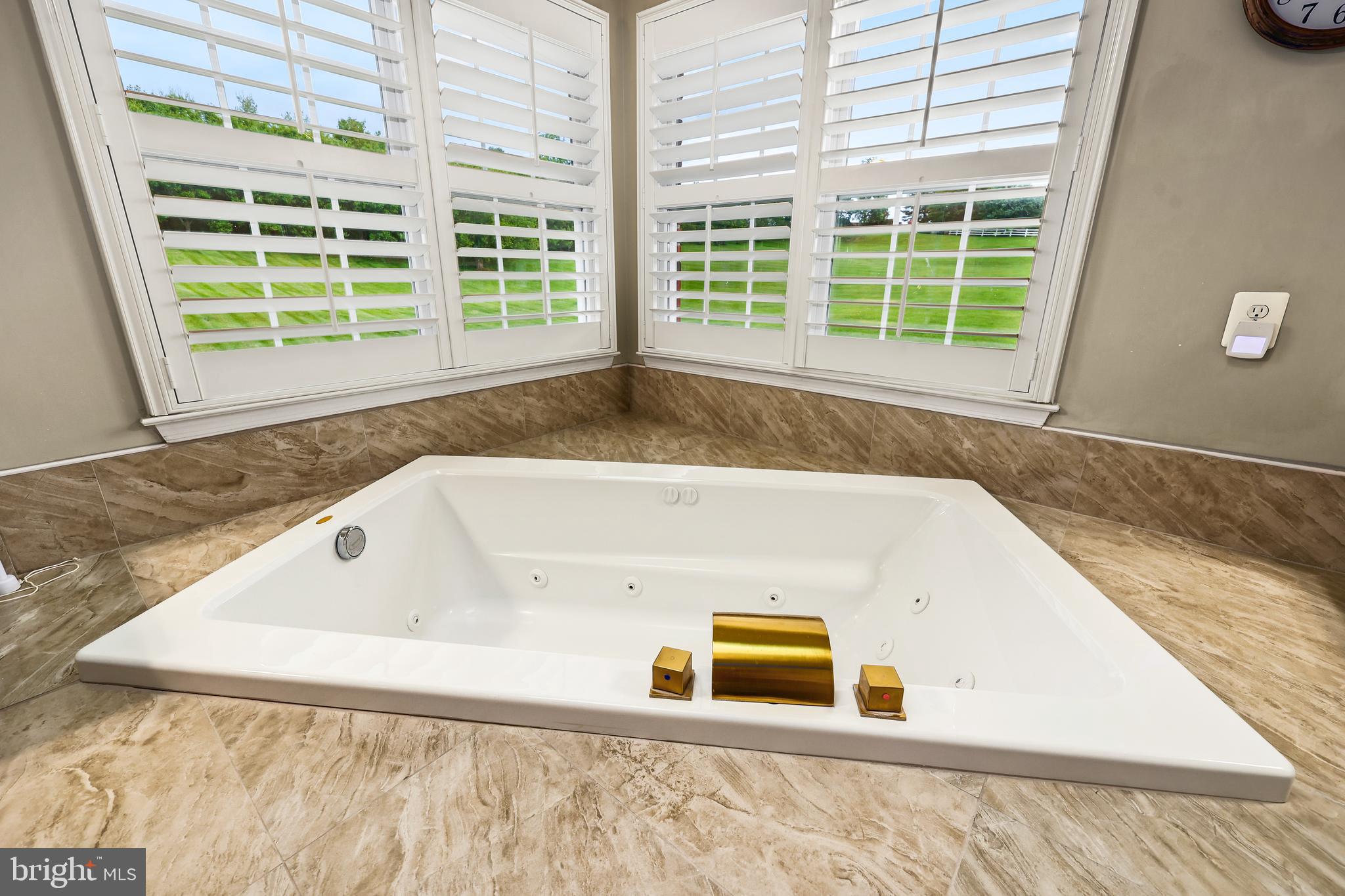 SHENSTONE - Residential