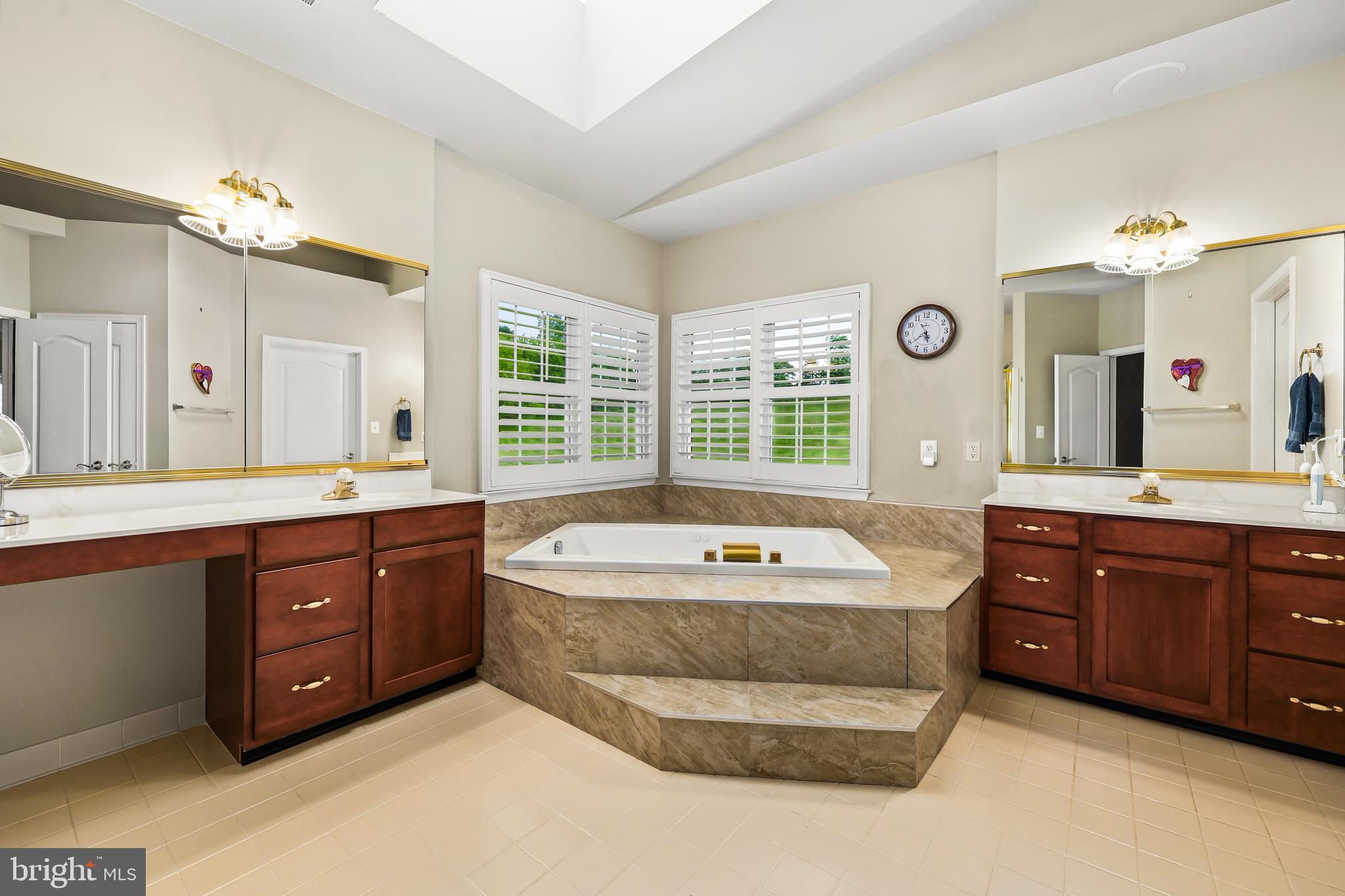 SHENSTONE - Residential