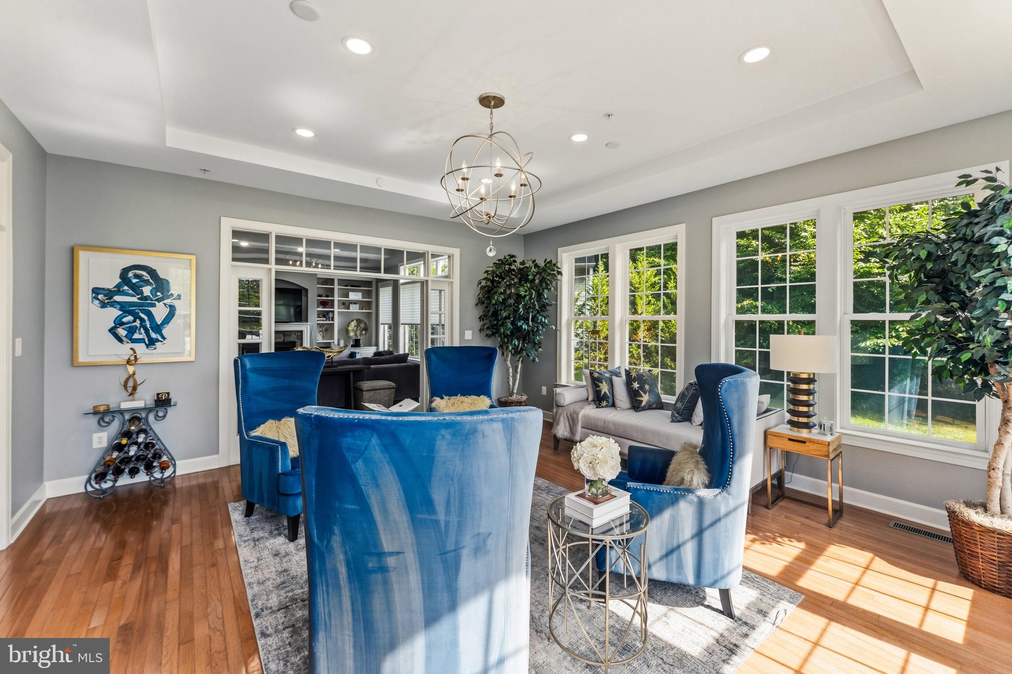 OAK CREEK - Residential