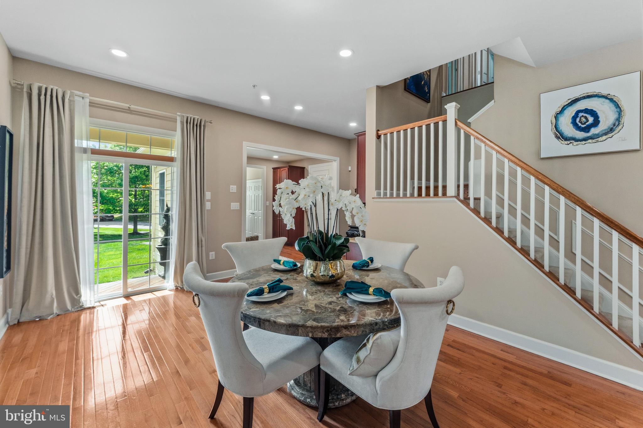 OAK CREEK - Residential