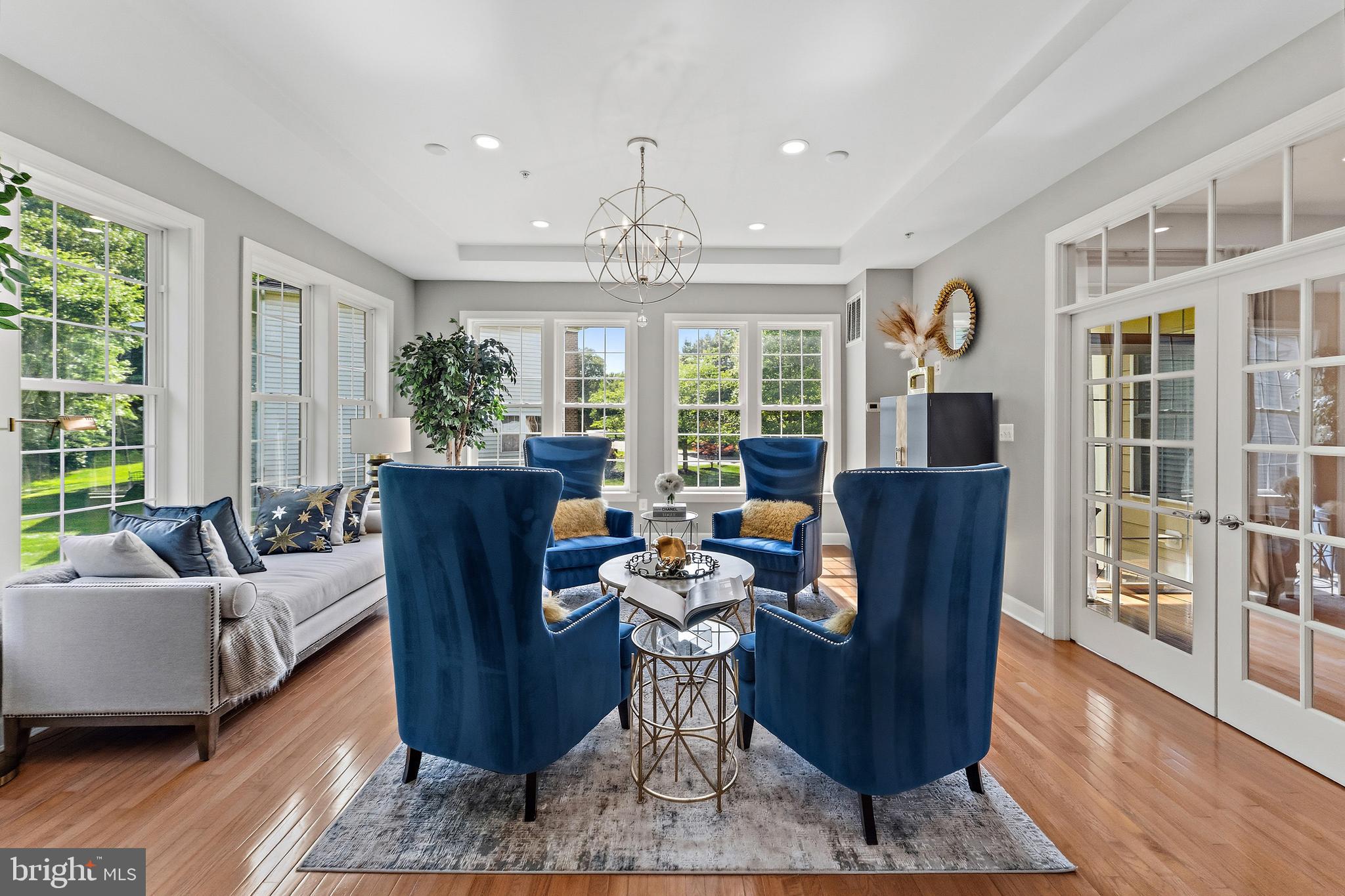 OAK CREEK - Residential