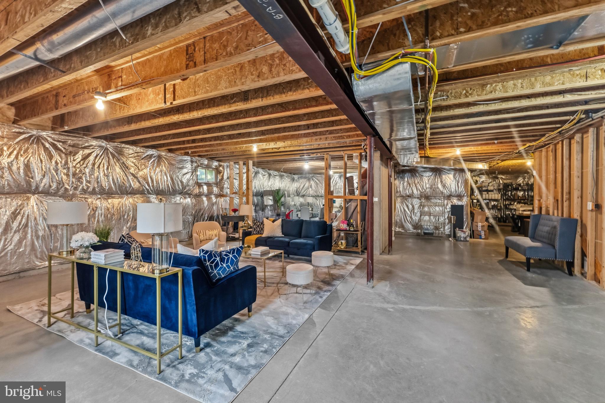 OAK CREEK - Residential