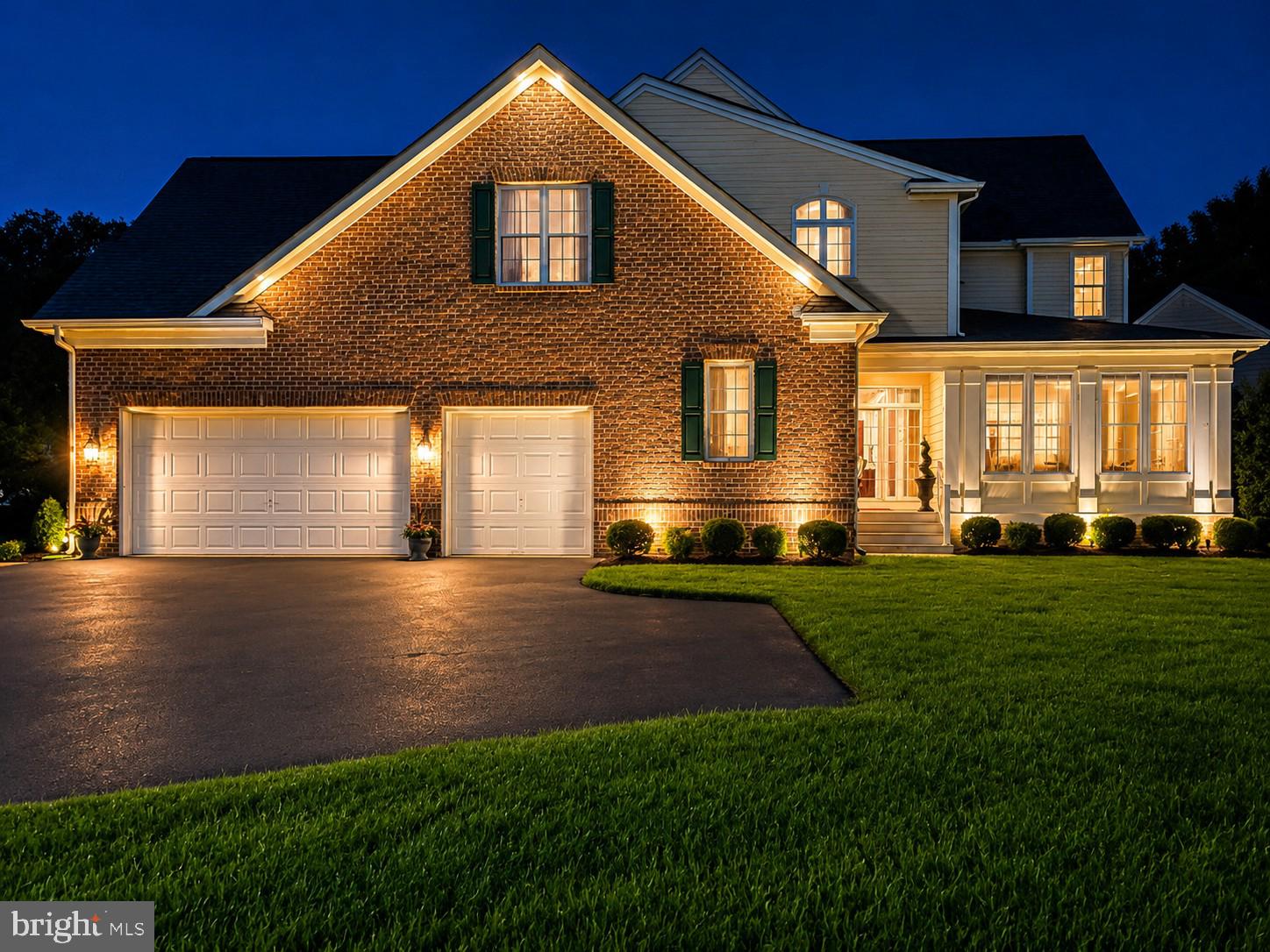 OAK CREEK - Residential