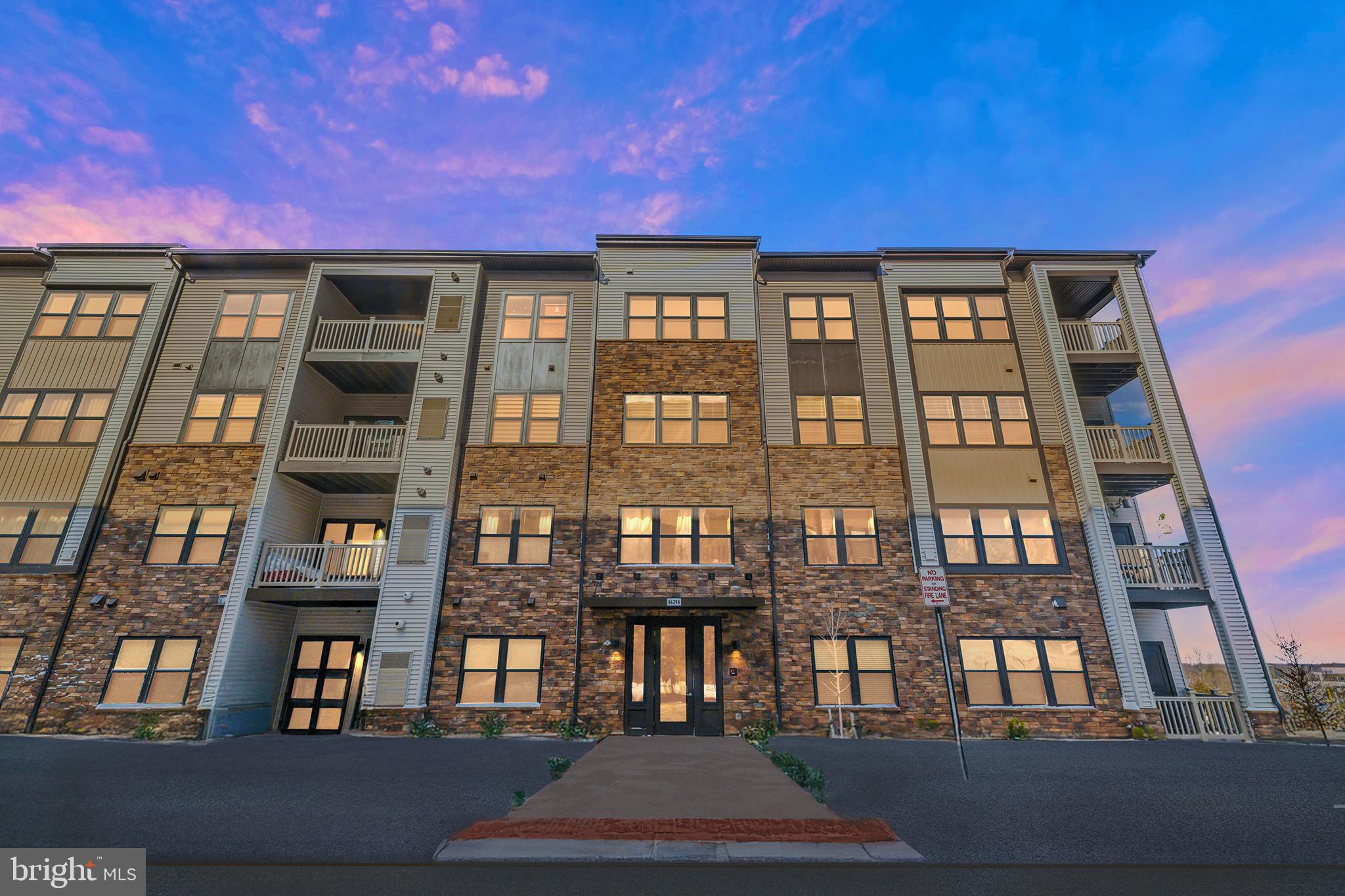 LOUDOUN VIEW CONDO FLATS - Residential