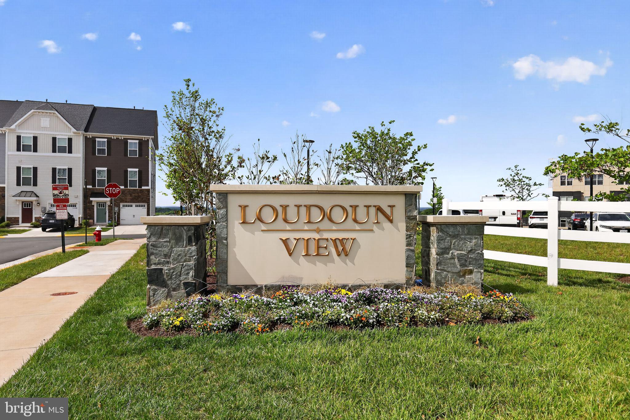 LOUDOUN VIEW CONDO FLATS - Residential