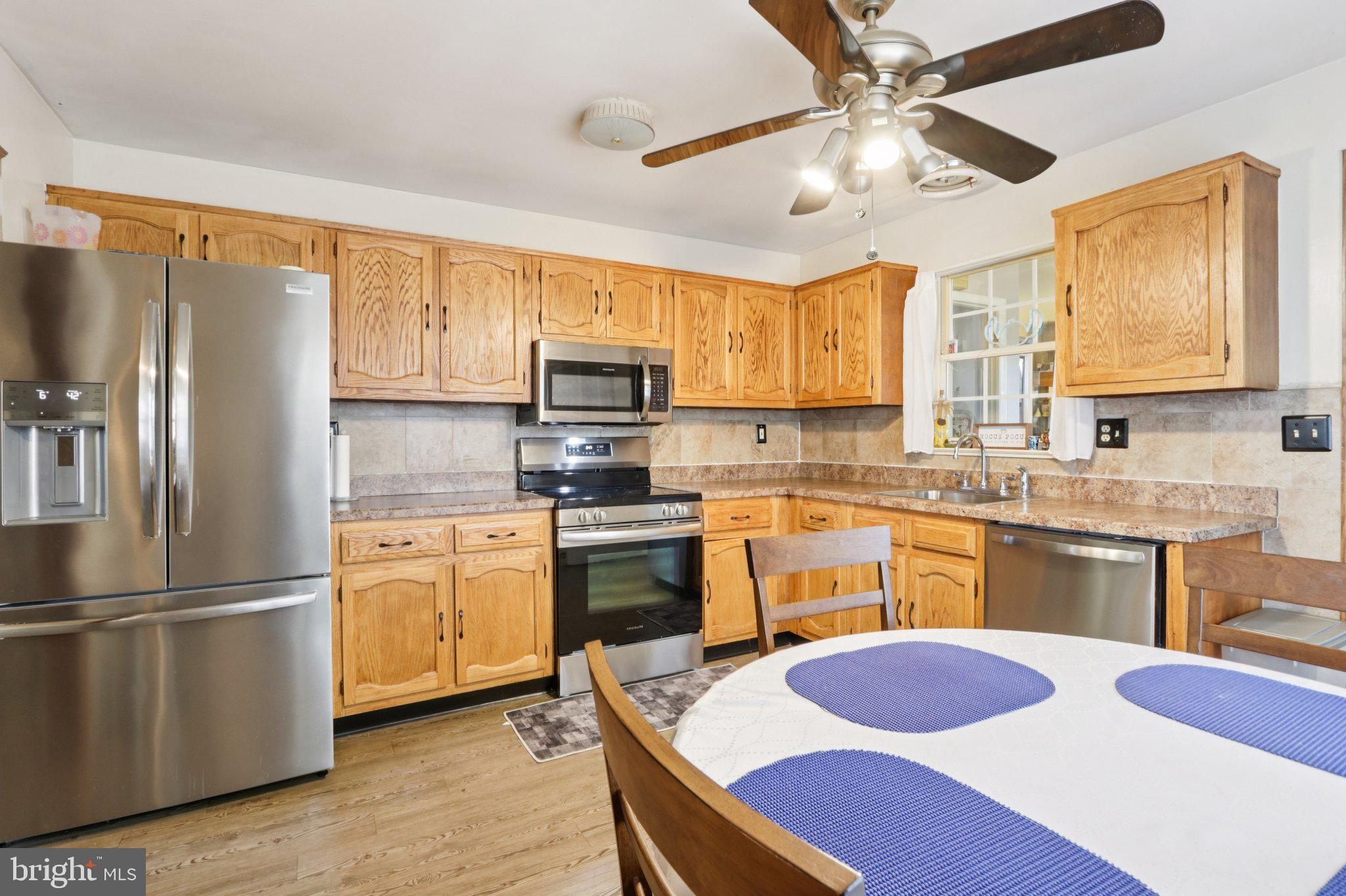 LEISURETOWNE - Residential