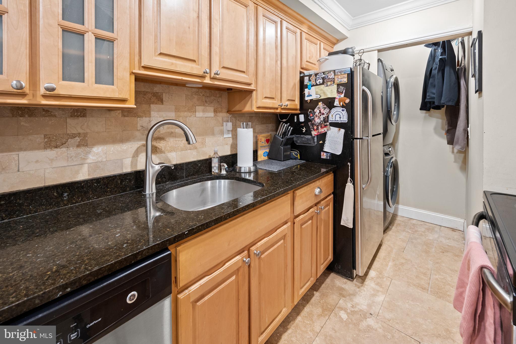 FAIRMOUNT - Residential