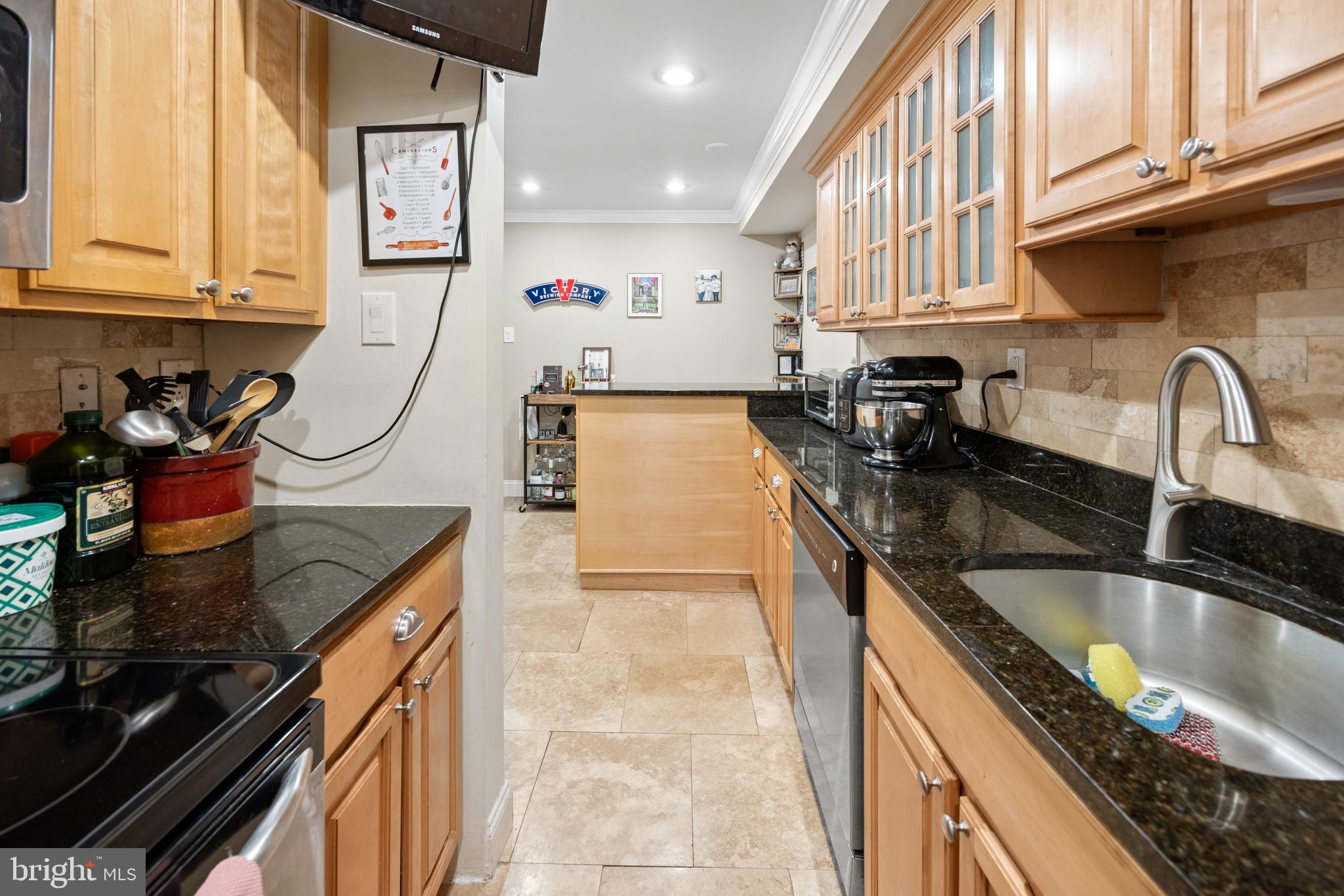 FAIRMOUNT - Residential