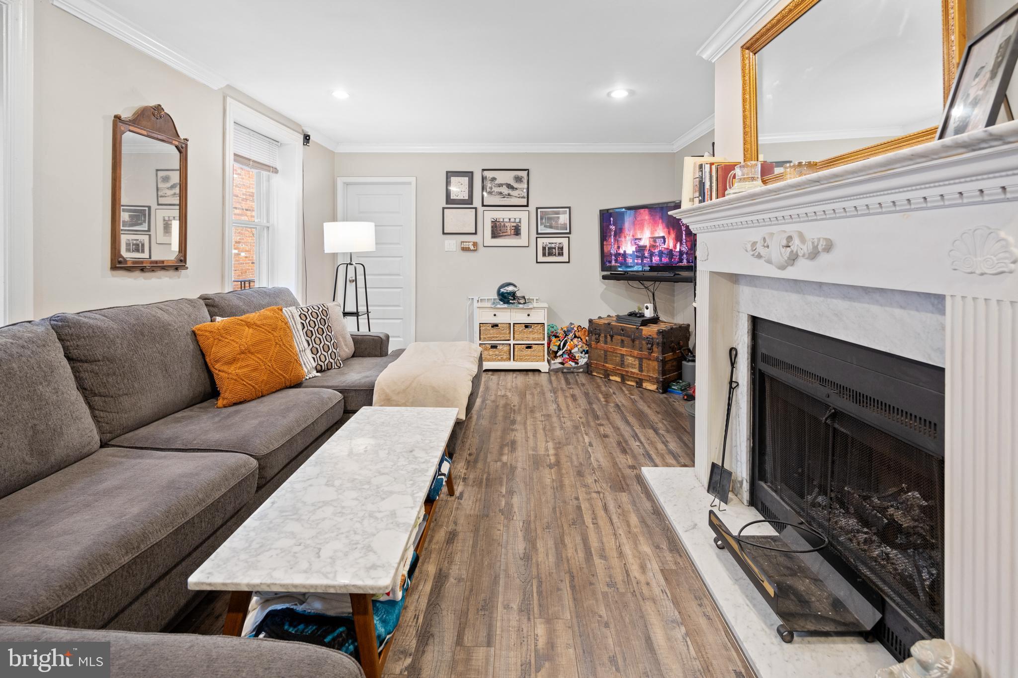 FAIRMOUNT - Residential