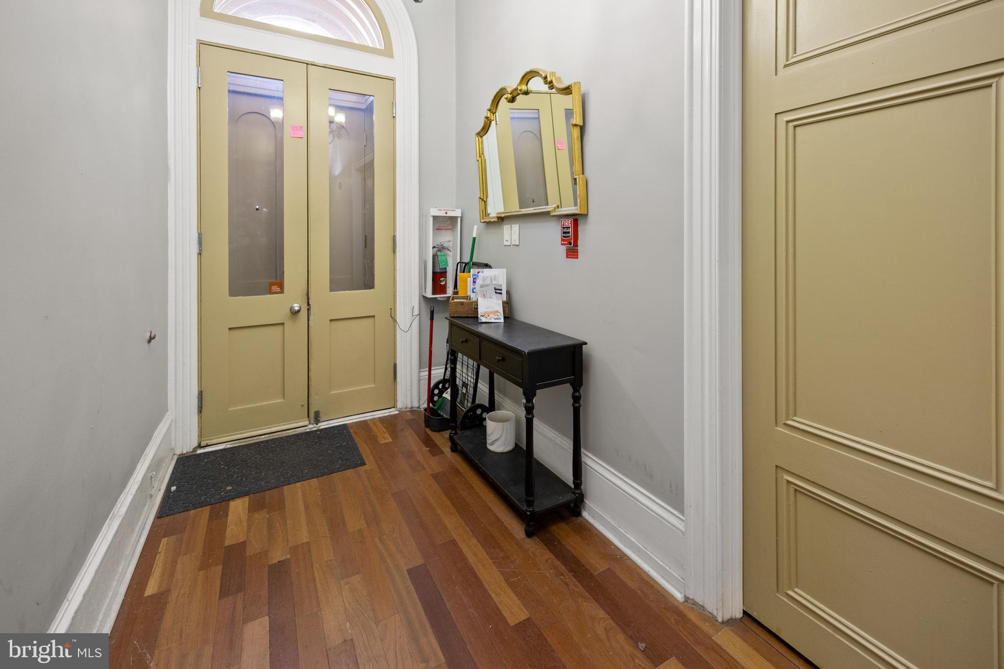 FAIRMOUNT - Residential