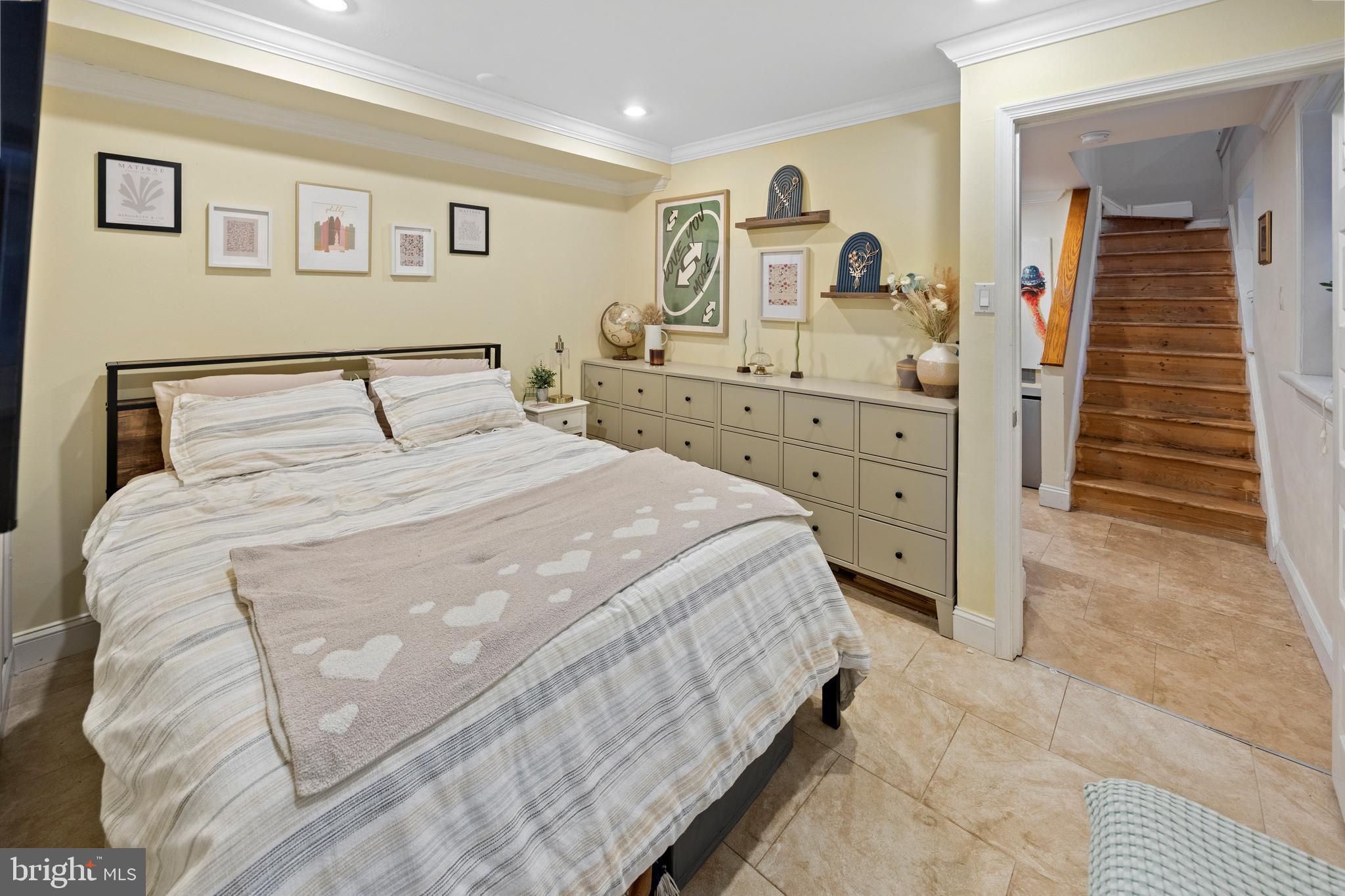 FAIRMOUNT - Residential