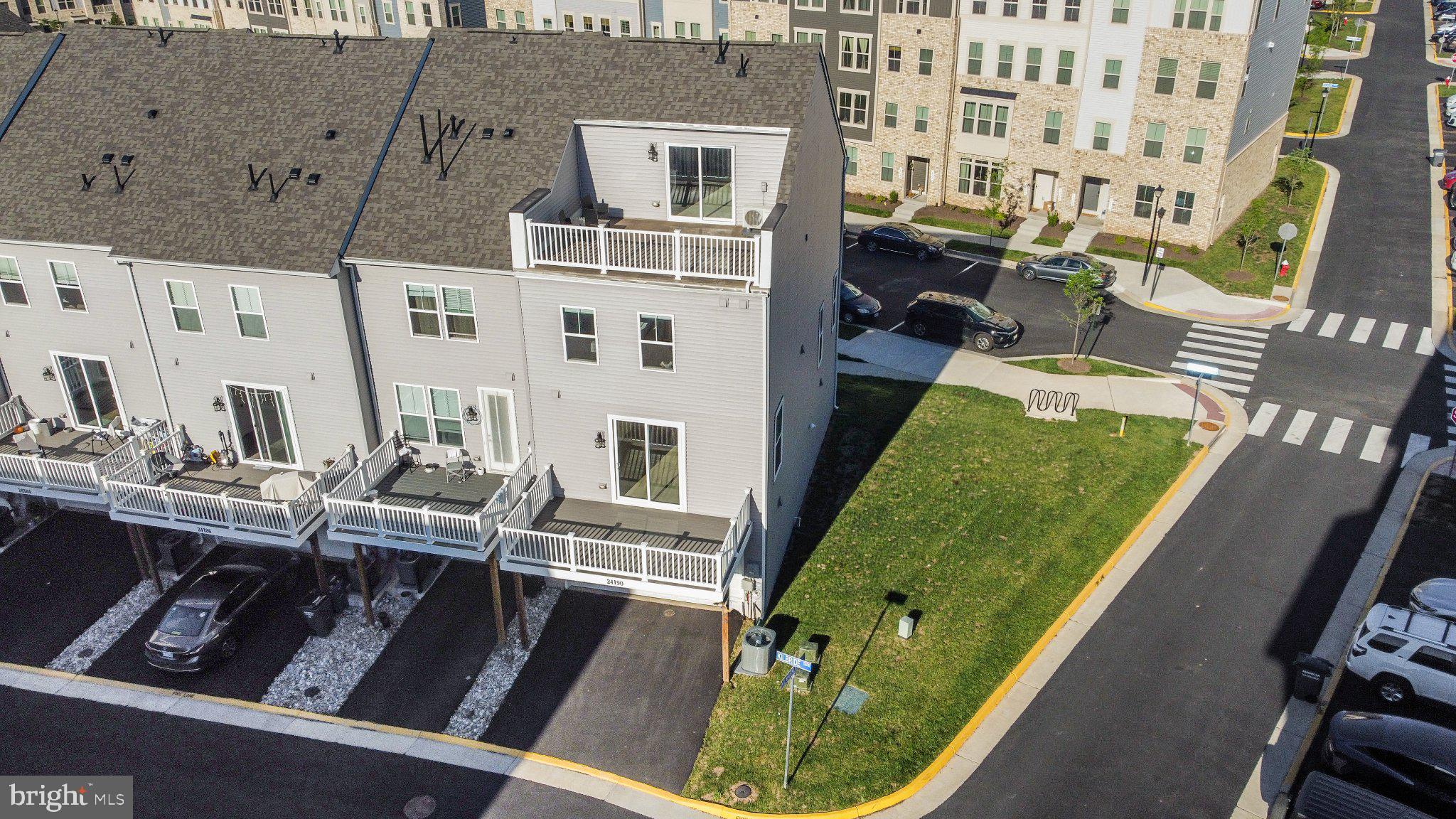 ARCOLA - Residential