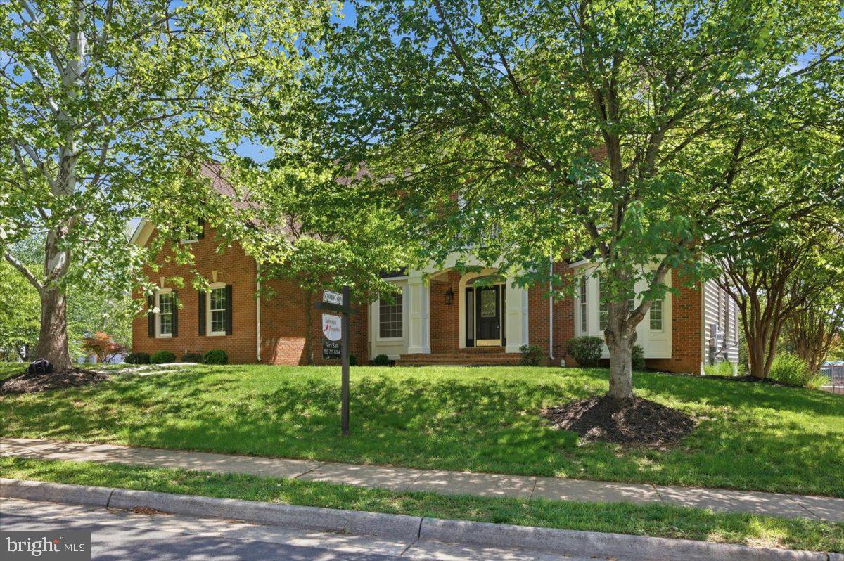 NORTHLAKE - Residential