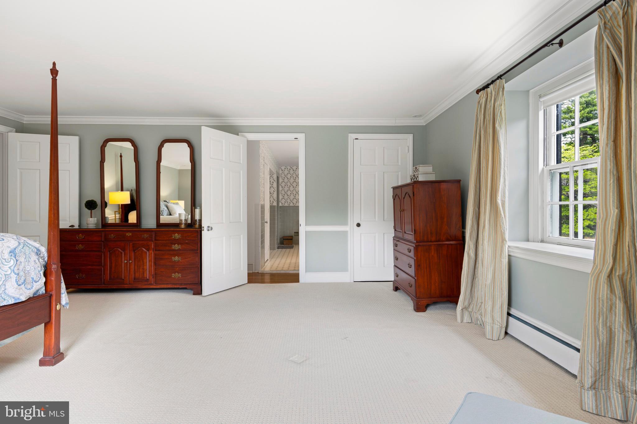 SOUTH WAYNE - Residential