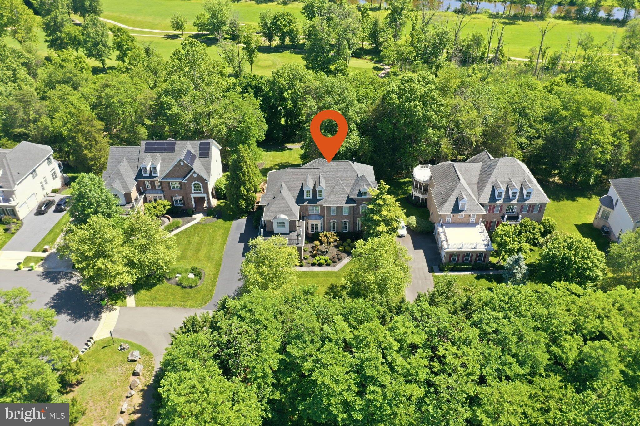 LANSDOWNE ON THE POTOMAC - Residential