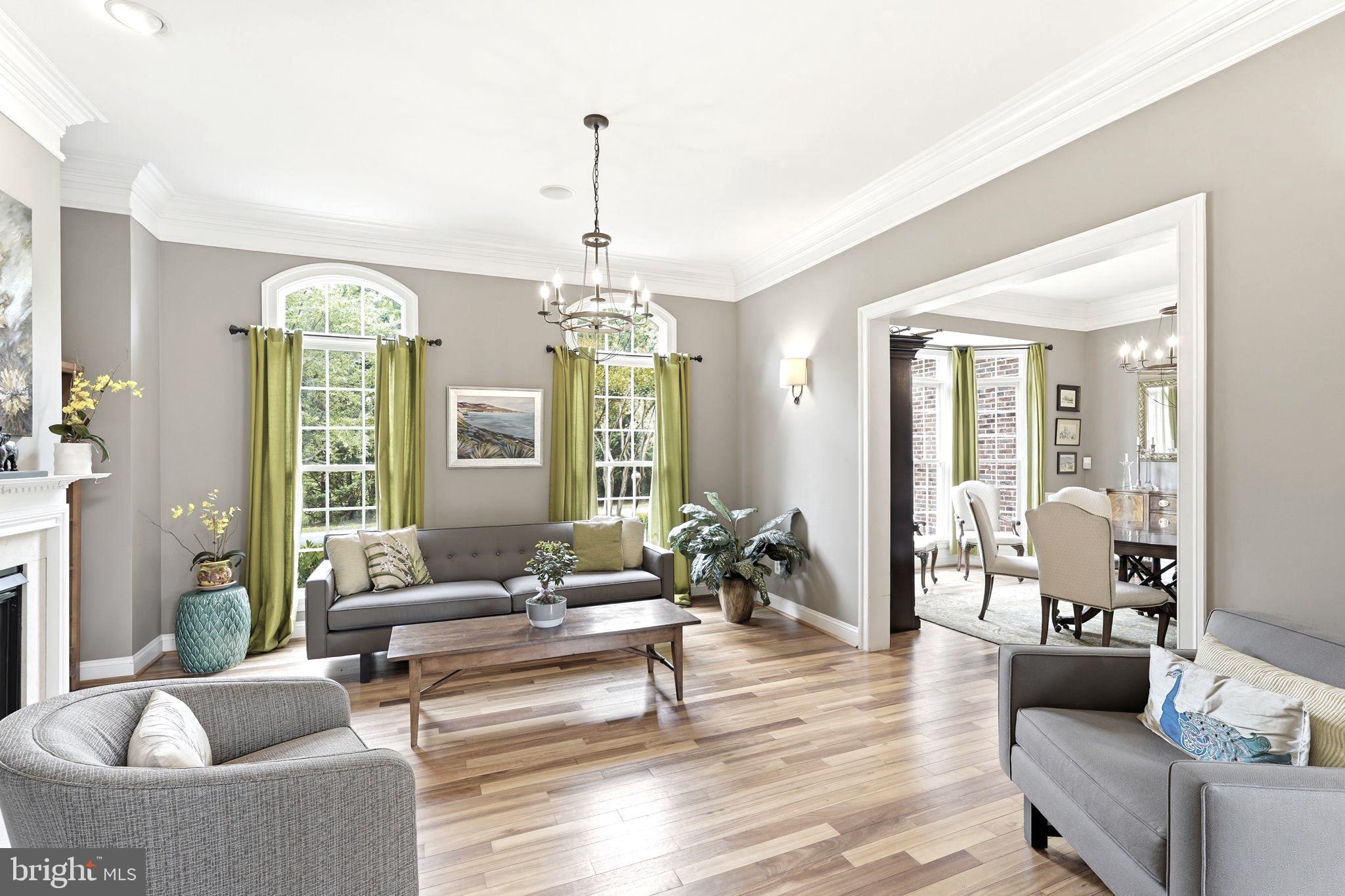 LANSDOWNE ON THE POTOMAC - Residential